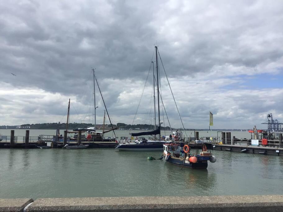 Travellers' Choice In Harwich-Essex Villa Eksteriør bilde