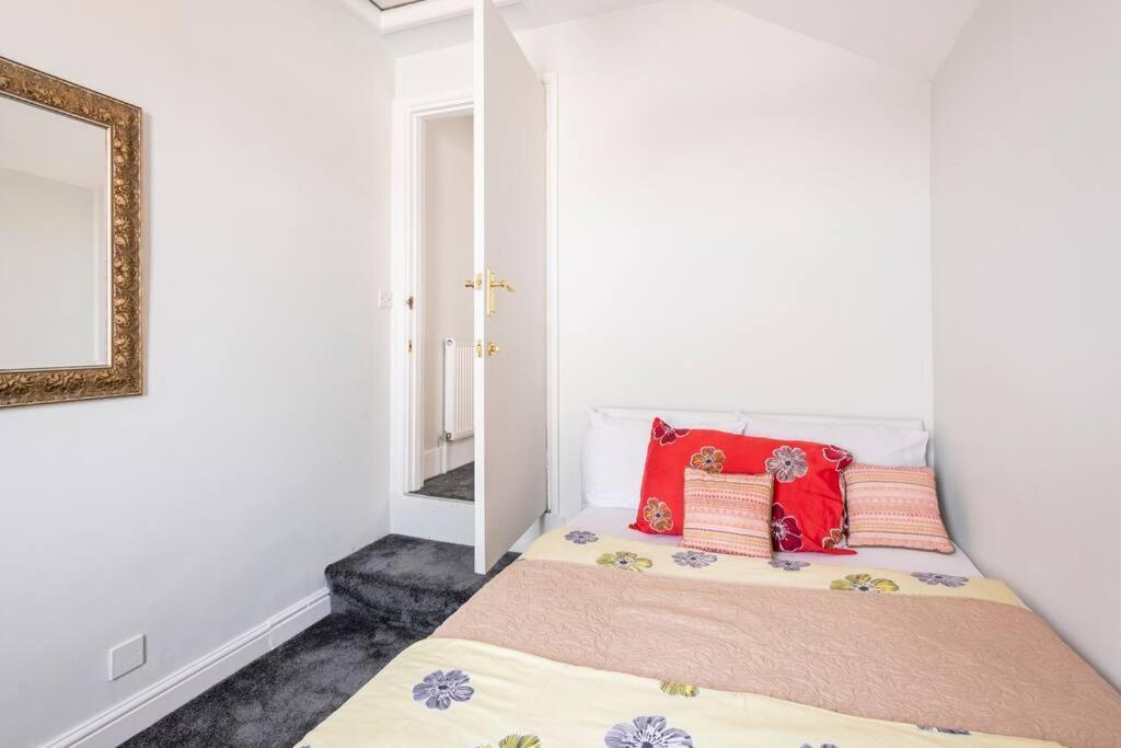 Travellers' Choice In Harwich-Essex Villa Eksteriør bilde
