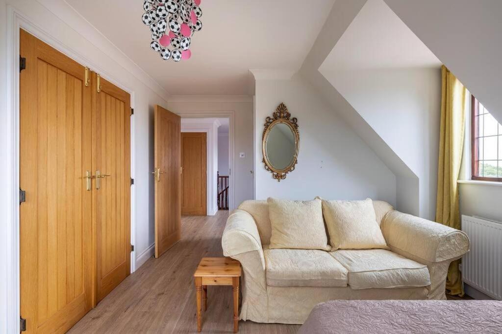 Travellers' Choice In Harwich-Essex Villa Eksteriør bilde